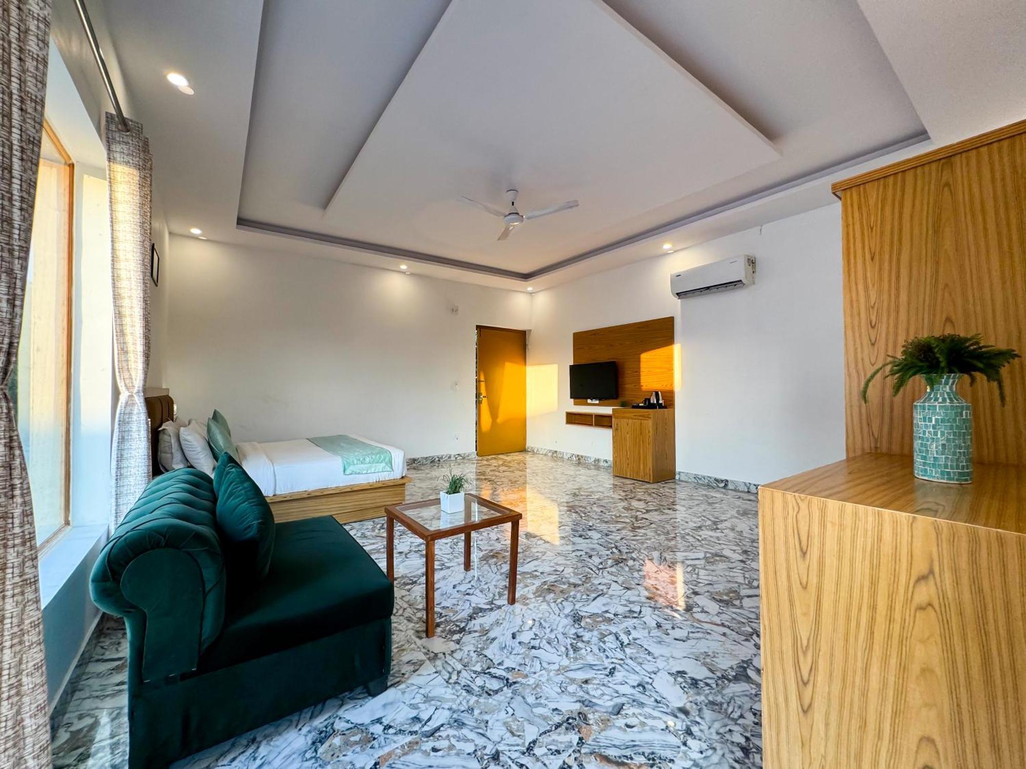 The White Oak Corbett Spa & Resort Ramnagar  Exterior photo