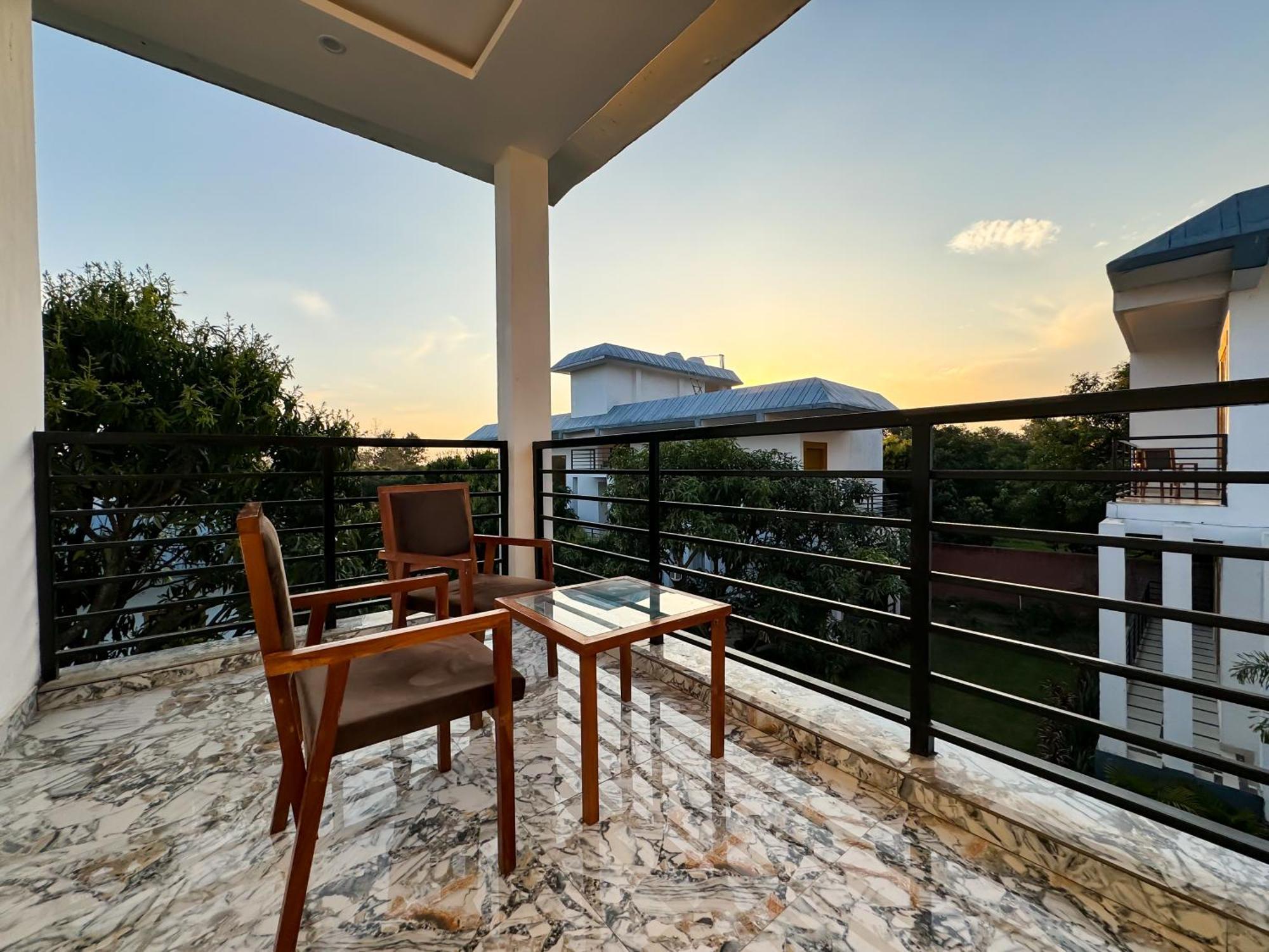 The White Oak Corbett Spa & Resort Ramnagar  Exterior photo