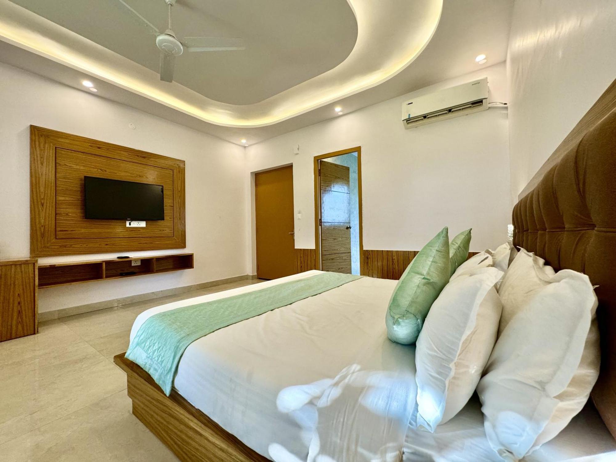 The White Oak Corbett Spa & Resort Ramnagar  Exterior photo